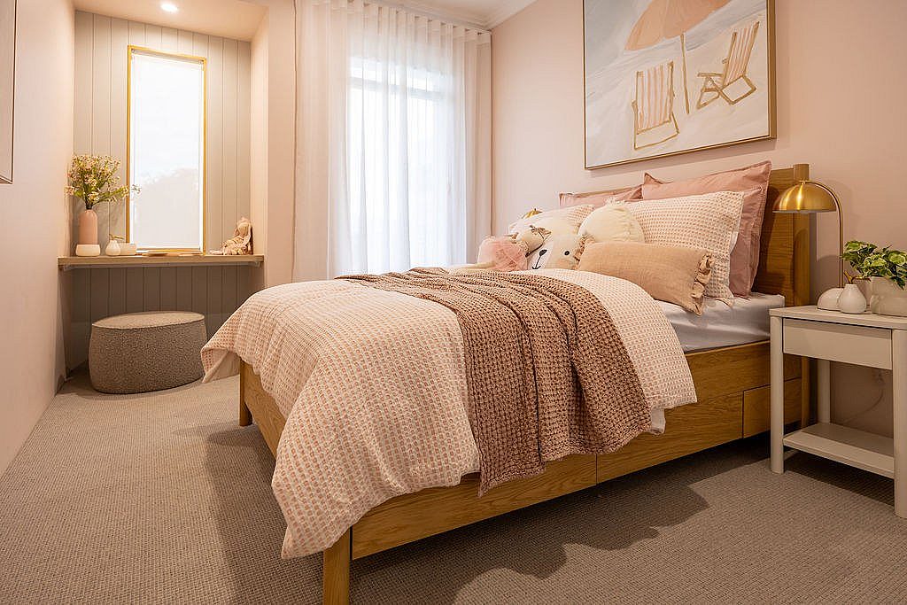 Del Rey Platinum SW Minor Bedroom 1