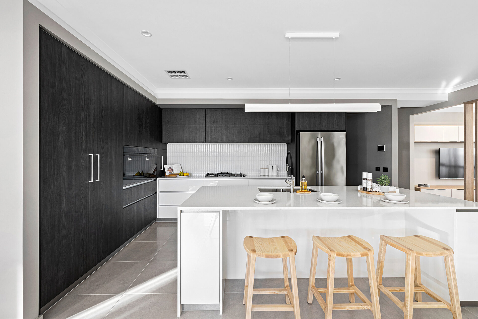 8 Mollers Lane Leopold 28