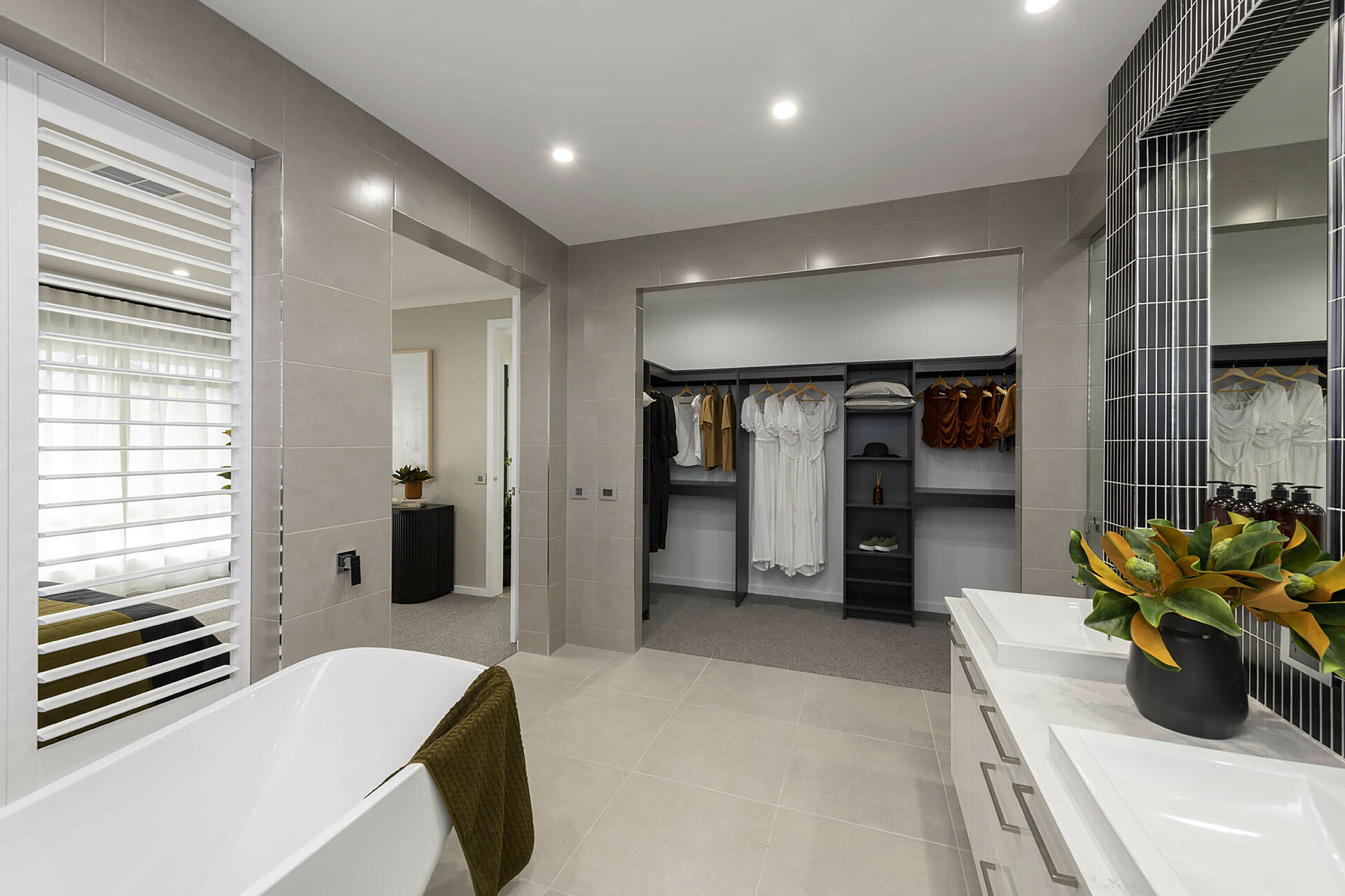 Ensuite California Home Group 2