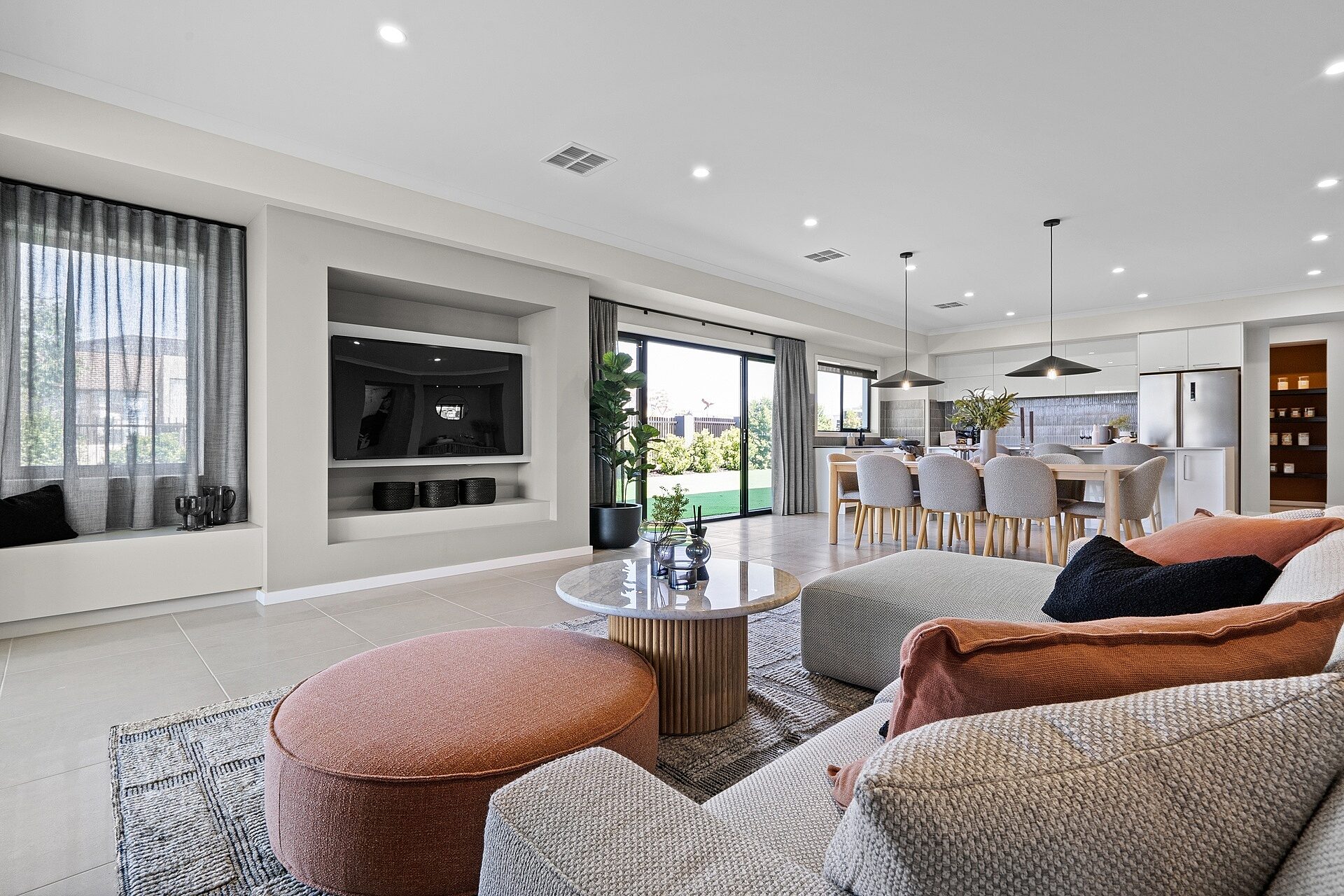 27 Origin Drive Sunbury Living and Dining2