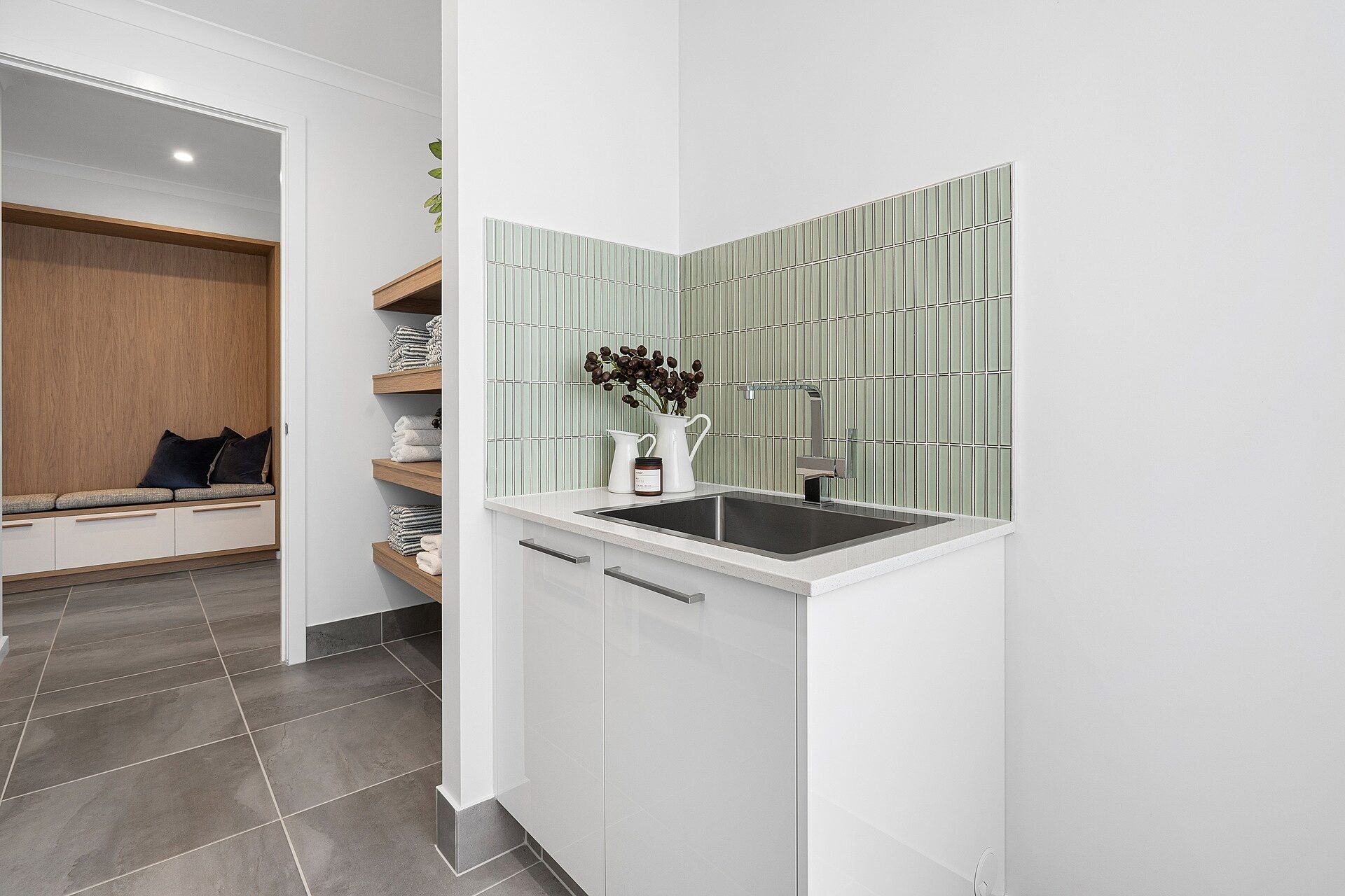 Laundry The Louisiana Aintree