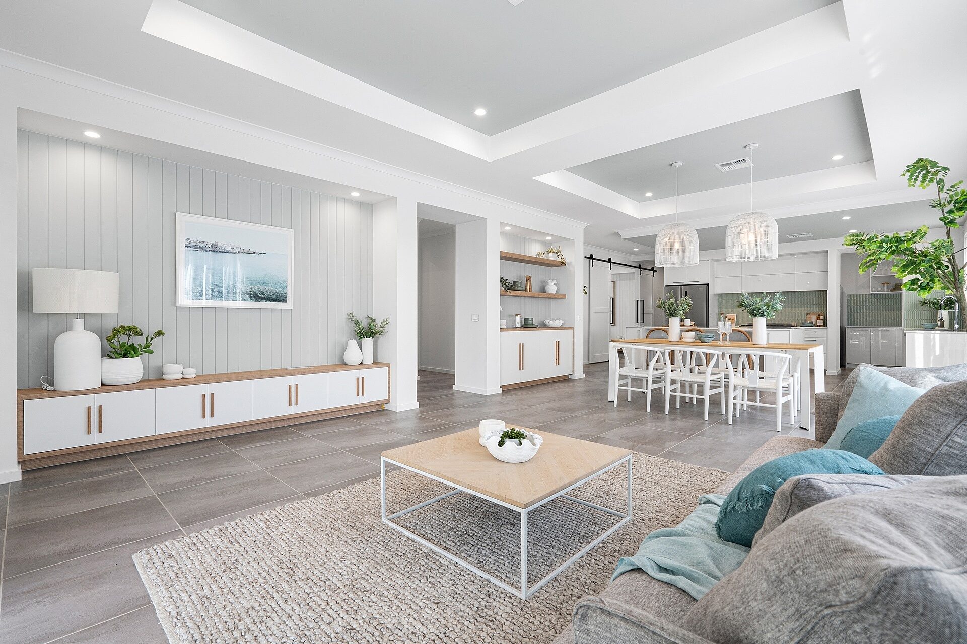 Living and Dining The Louisiana Aintree