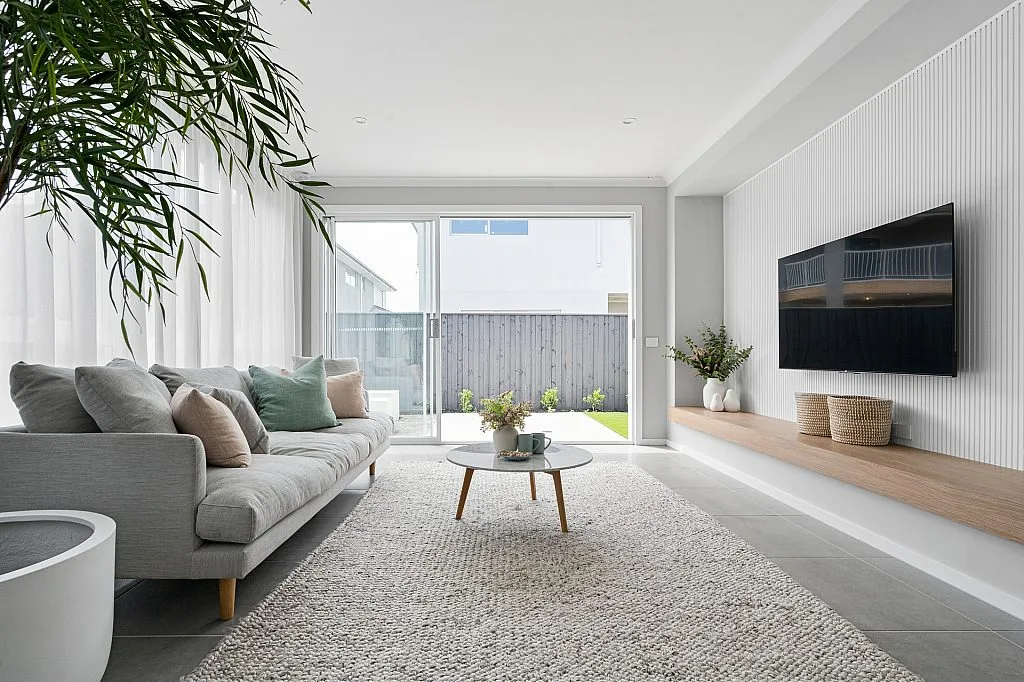 Living The Maine Clyde North