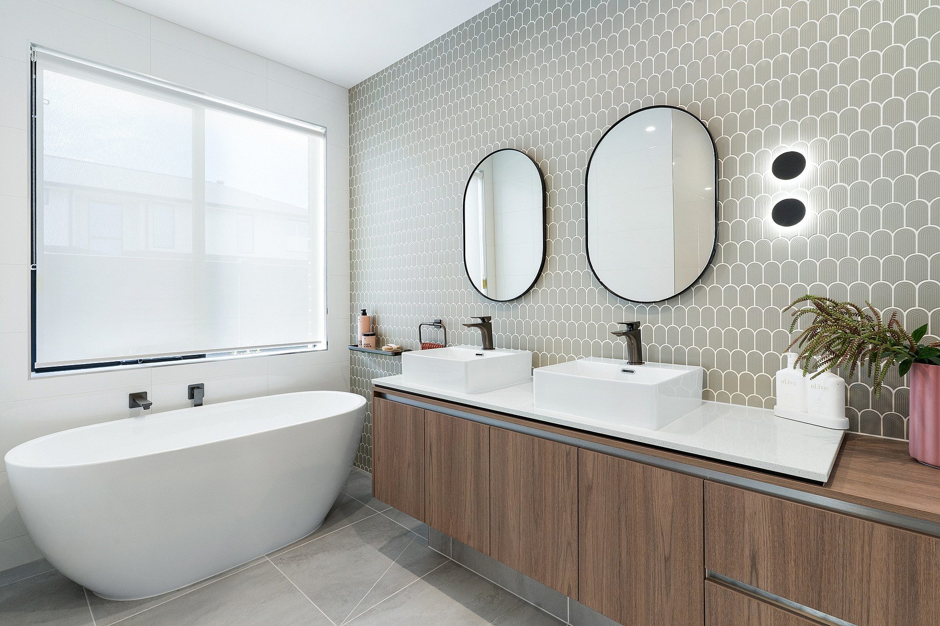 Ensuite Bathroom The Modena 30 Tarneit 2