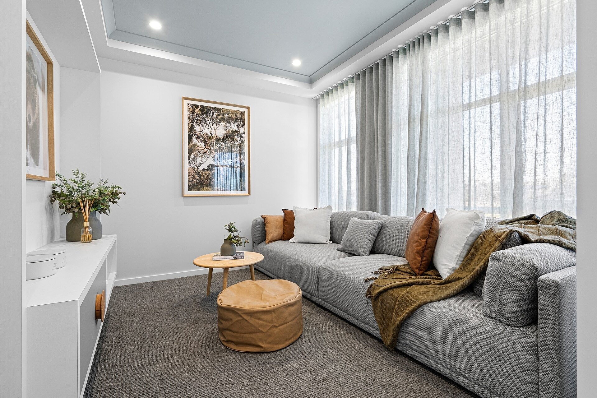 Oakland Tarneit Theatre