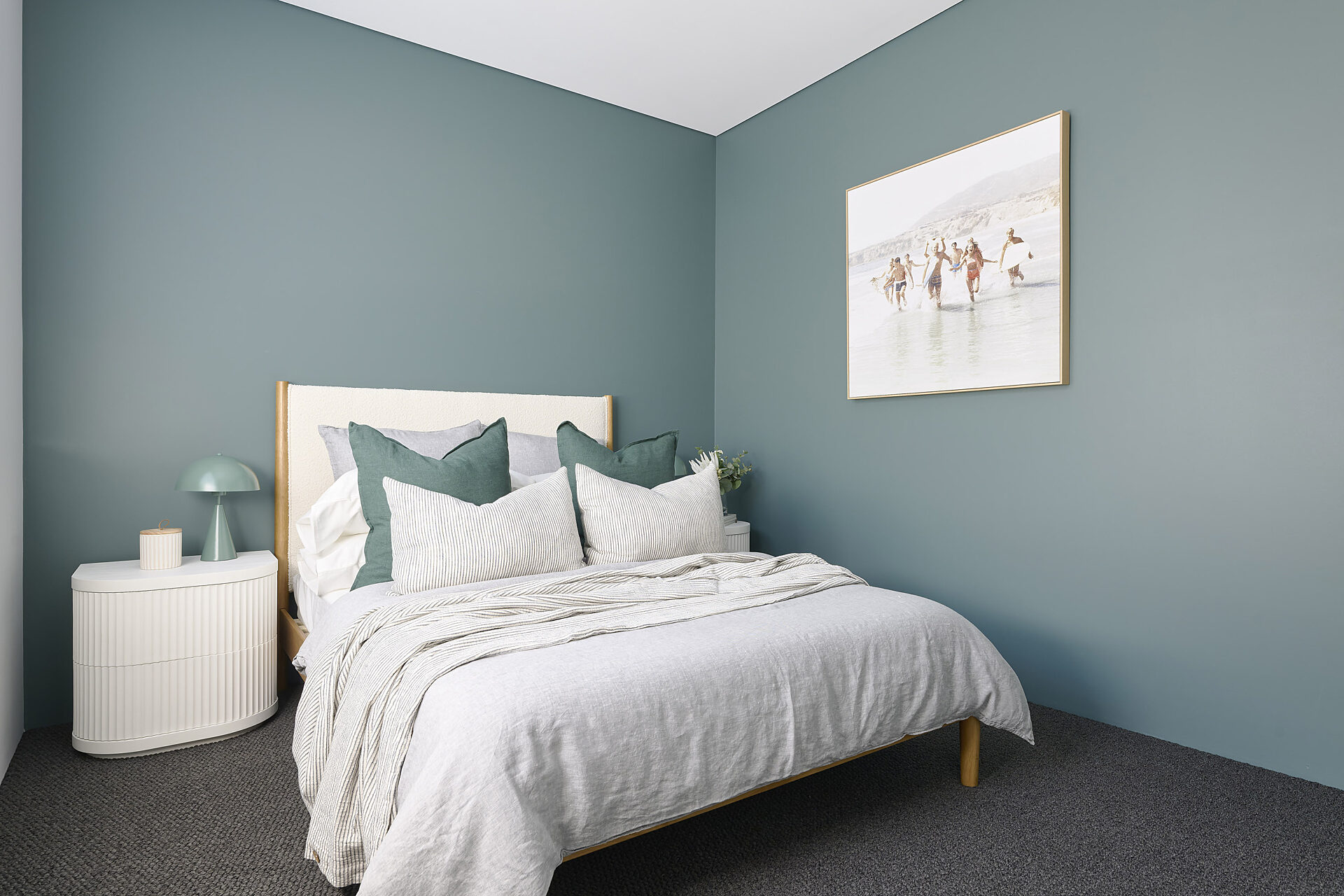 Bedroom Long Island Home Group 2