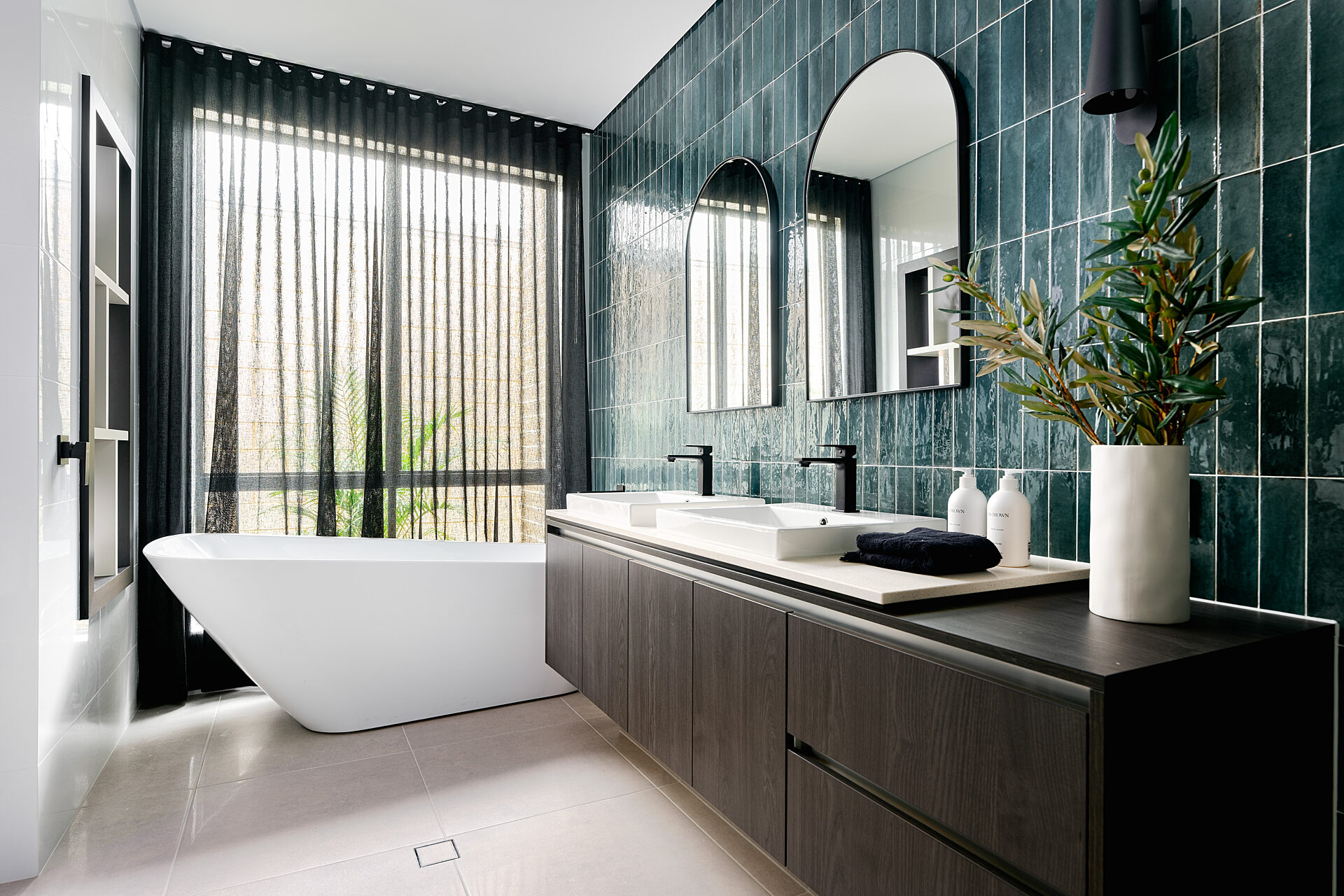 Ensuite Gallery7 Home Designs