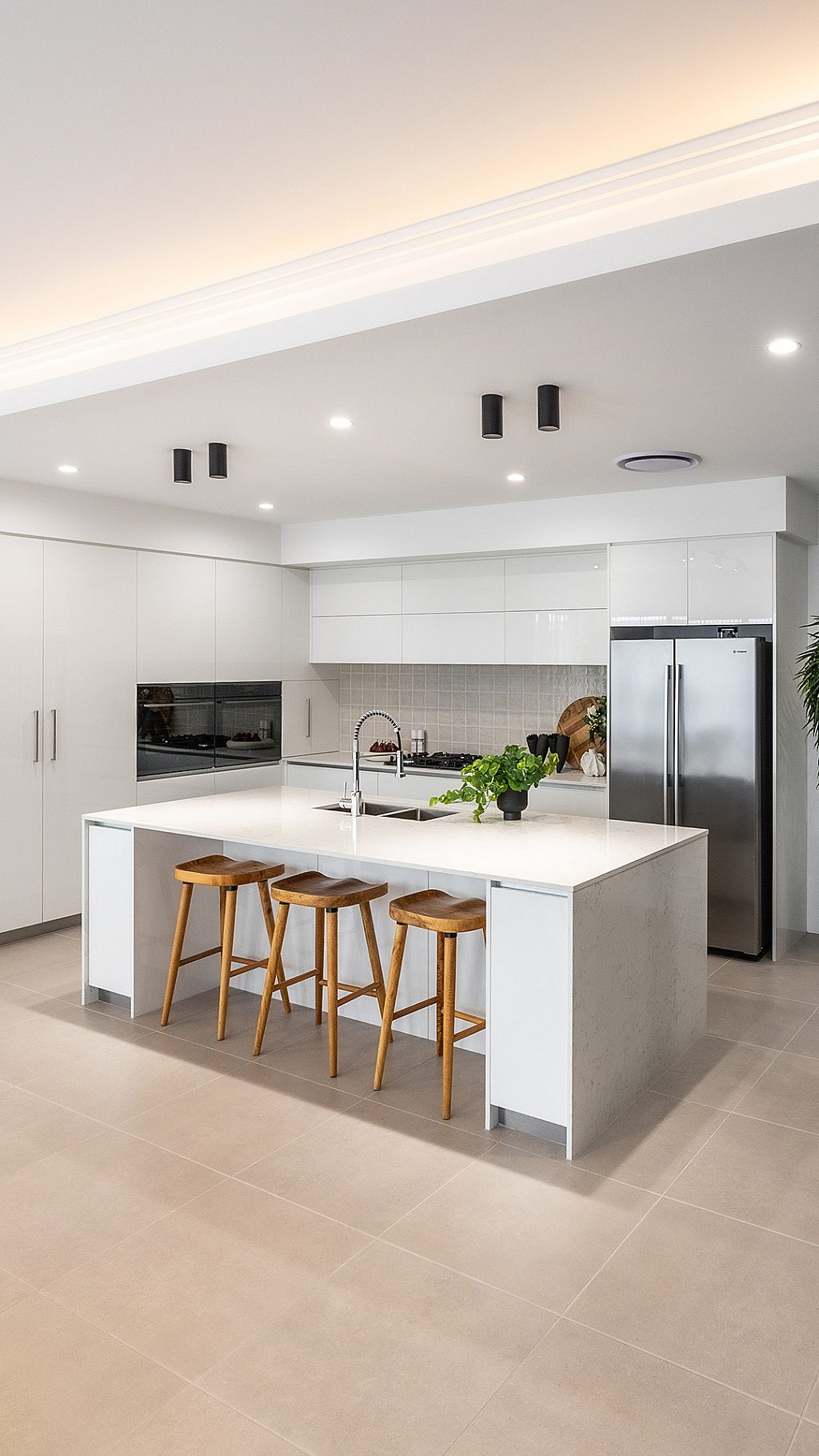 SW Home Page Image 27 AUG25